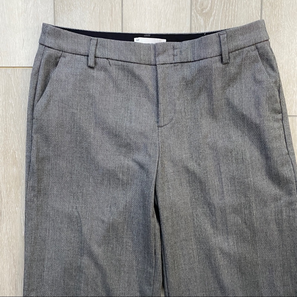 SOLD - GAP Women’s Wide Leg Trouser size 8L Grey Dress Pants Work Wear